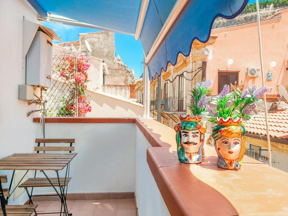 Dafni E Naide Bed & Breakfast Cefalu Luaran gambar