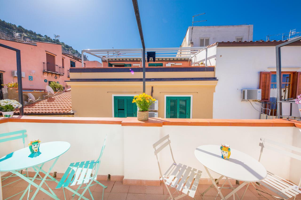 Dafni E Naide Bed & Breakfast Cefalu Luaran gambar