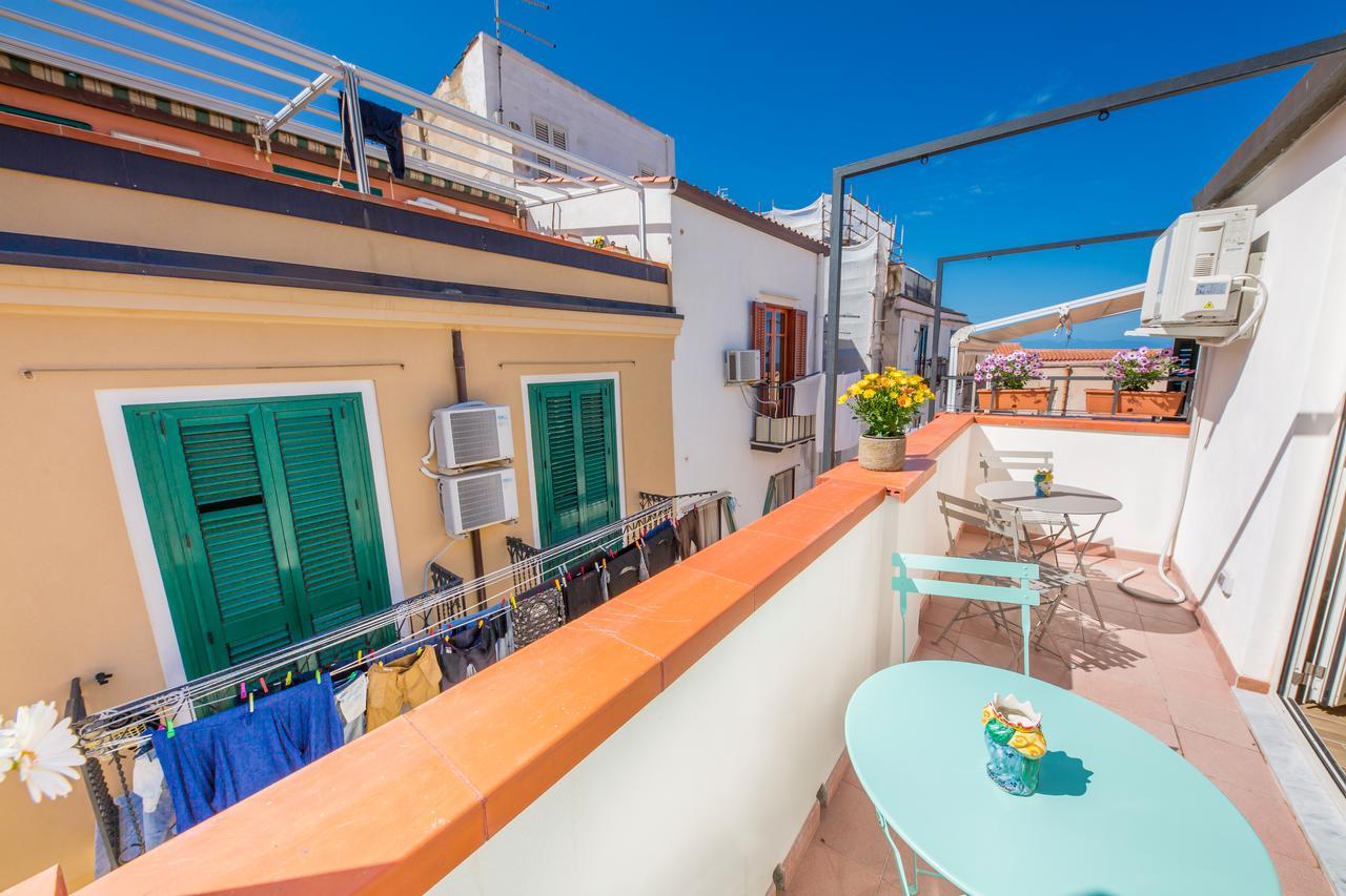 Dafni E Naide Bed & Breakfast Cefalu Luaran gambar